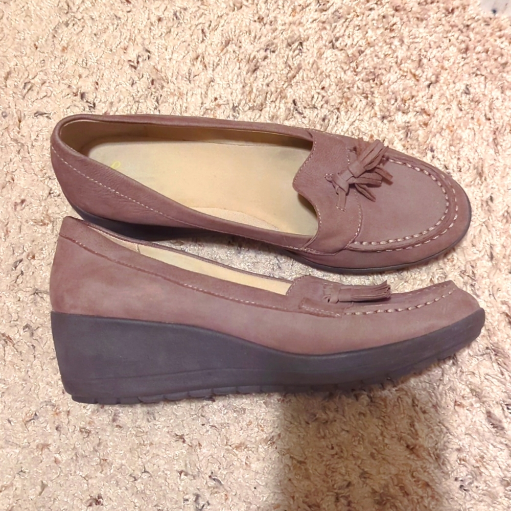 Easy Spirit e360 wedge loafer-EUC